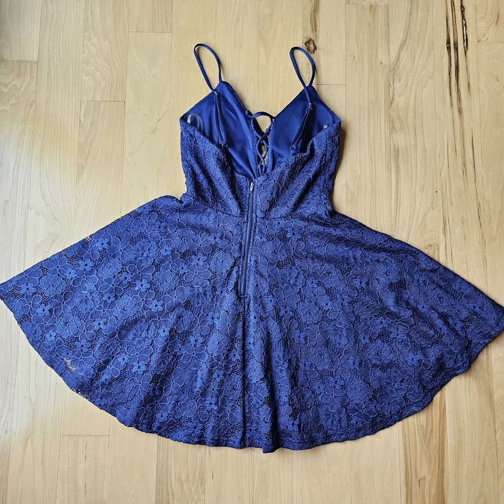 Trac Navy Lace Detail Dress XS - Picture 2 of 8